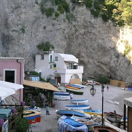Amalfi 51 Con Vista Mare, Giardino E Terrazze Feriehus Conca dei Marini