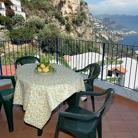 Holiday home Amalfi 51 Con Vista Mare, Giardino E Terrazze *
